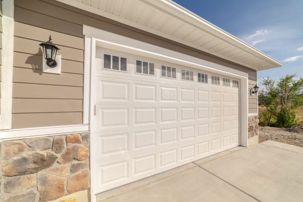 Garage Siding Repair in Gulfport