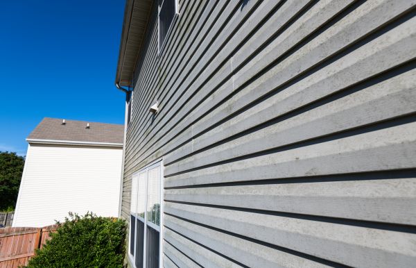 Vinyl Siding Panel Replacement in Gulfport